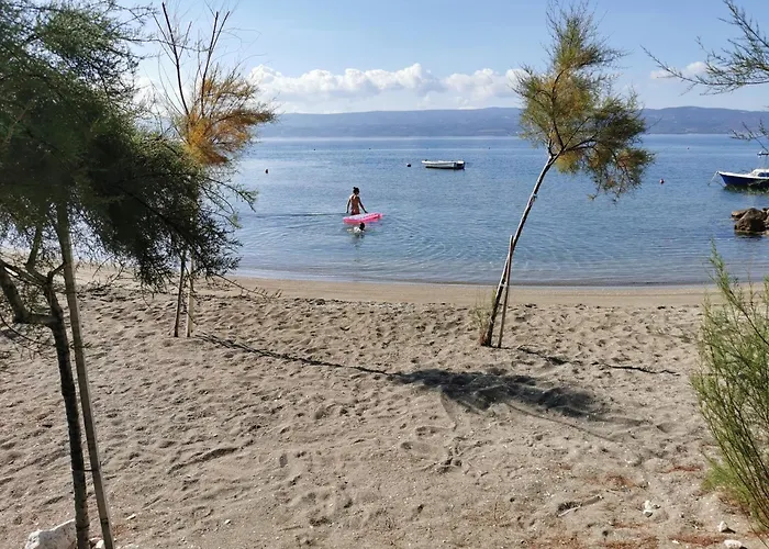 Maka - Omis Duće