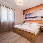 Appartamento Maka - Omis Duće