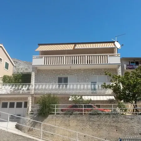 Maka - Omis Duće
