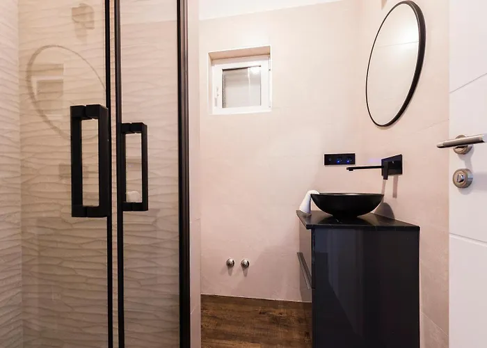 Maka - Omis Апартаменты *