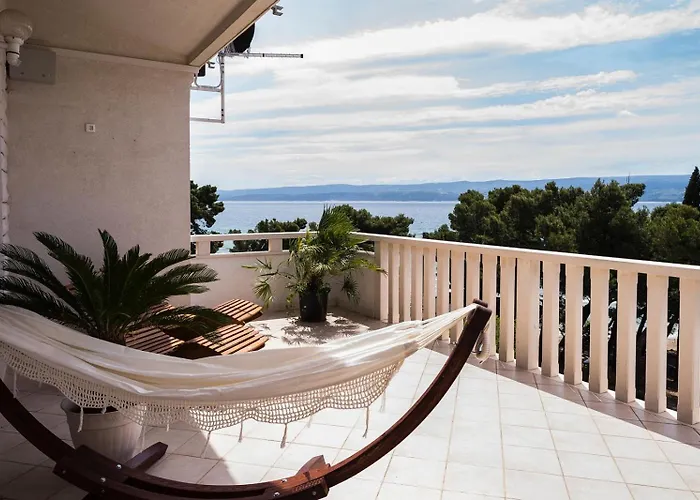 Maka - Omis Апартаменты