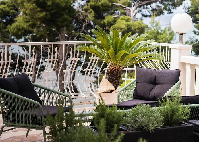 Maka - Omis Апартаменты Дуче