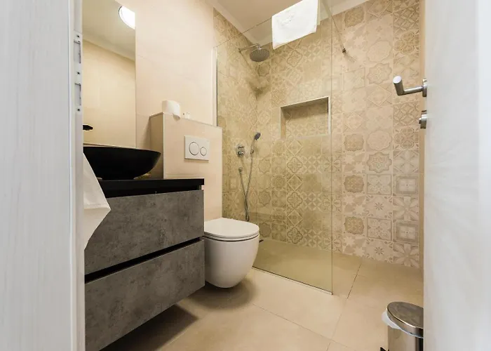 Maka - Omis Апартаменты *