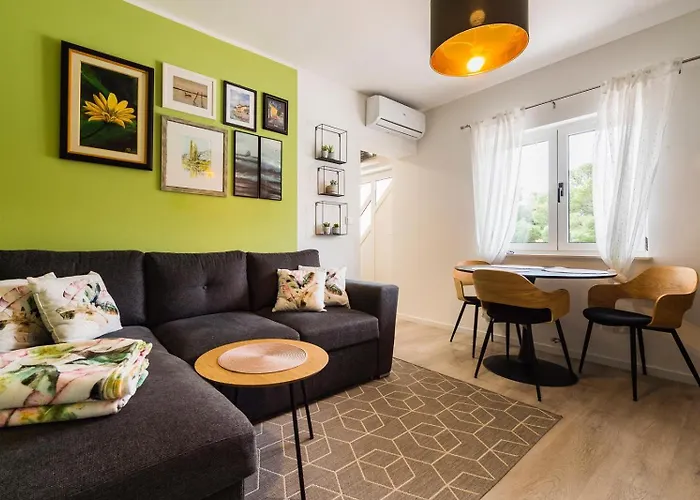 Maka - Omis Апартаменты *